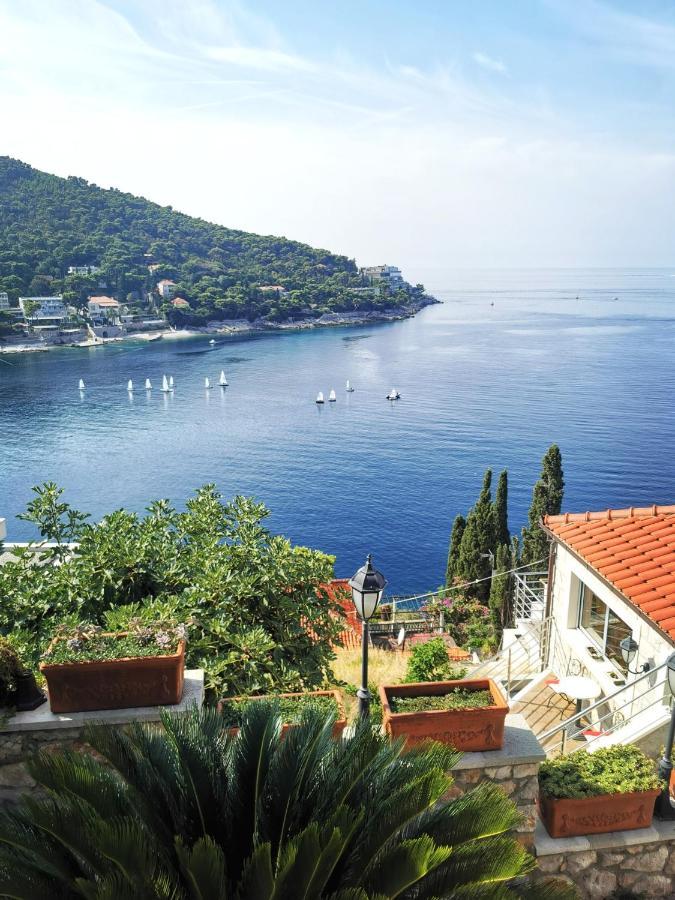 Seaview Laura Apartamento *